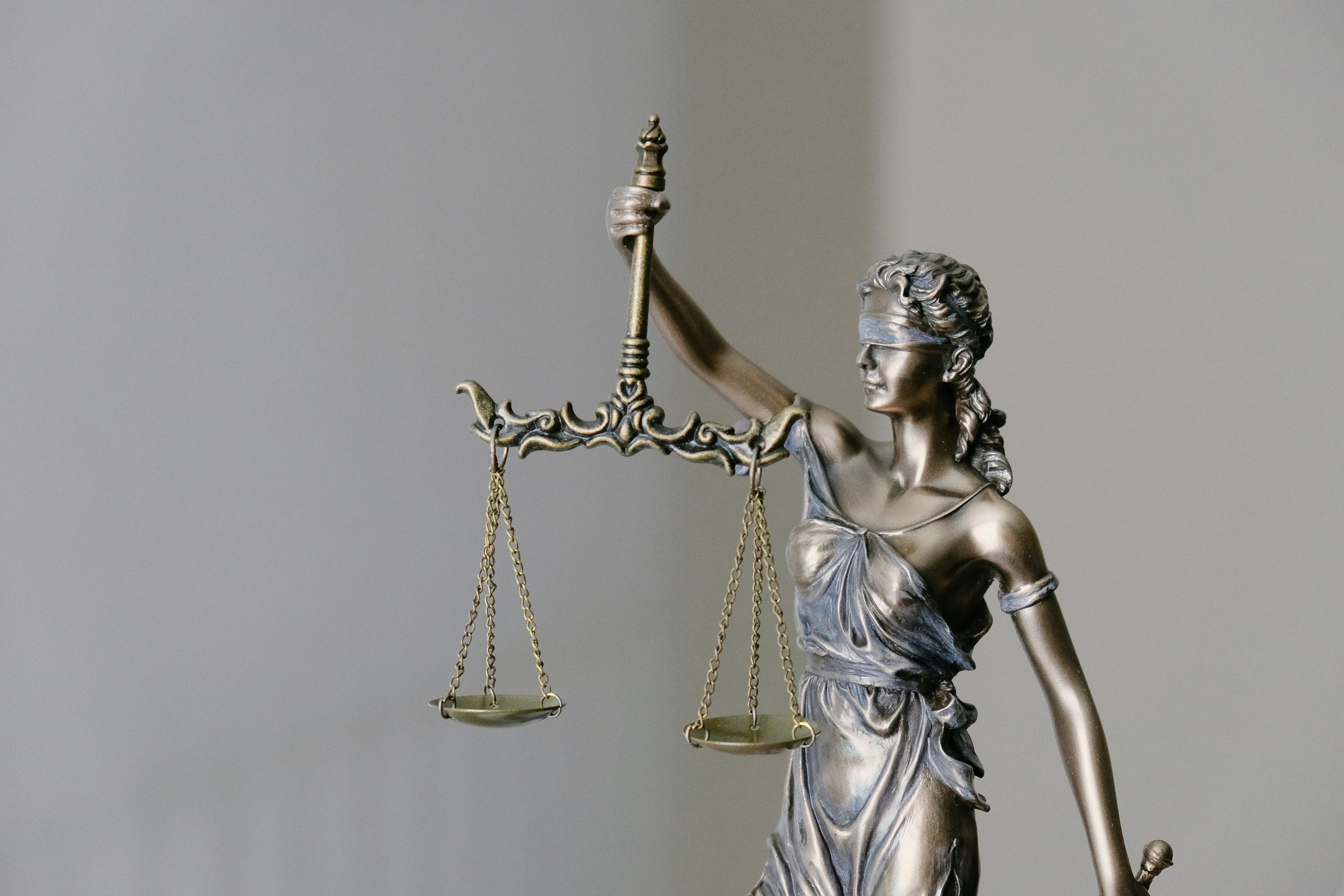 Ein Tag im Gericht – Ein Hoch auf unsere Justiz